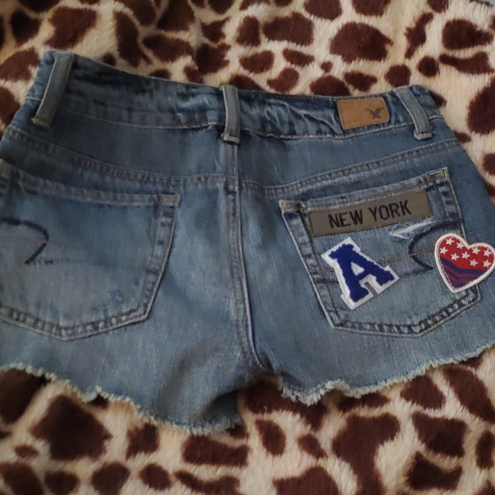 🎉HP American Eagle Patchwork Jean Shorts - Picture 4 of 9